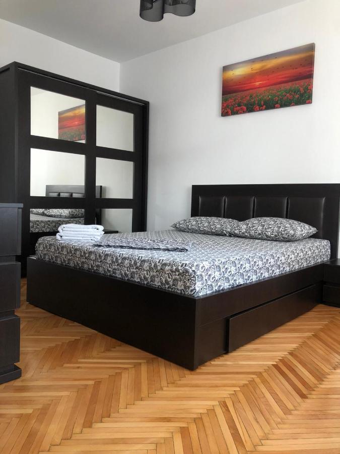 Doamnei * Bucharest